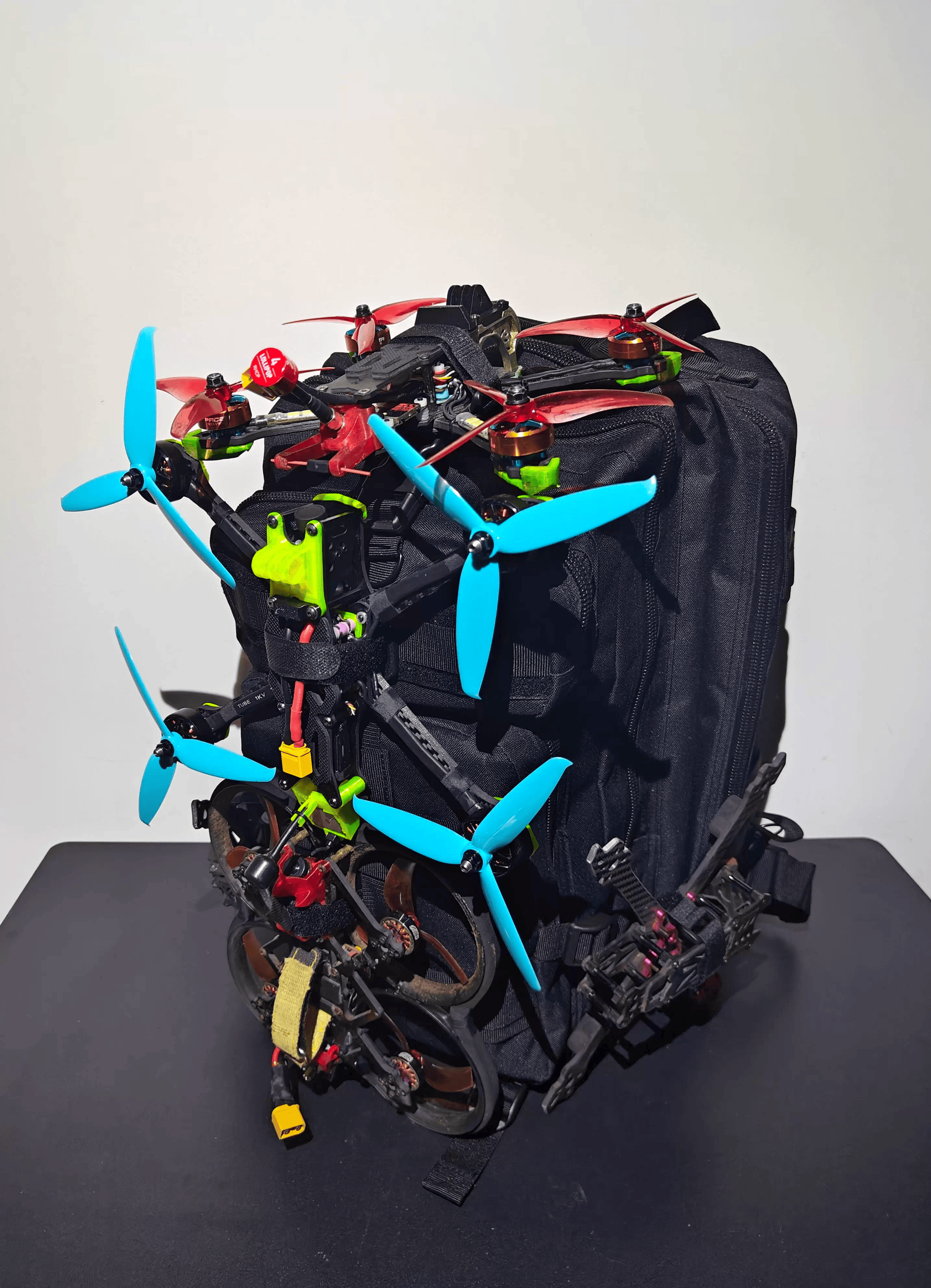 Fpv Drone Bag - กระเป๋าเป้สะพายหลัง FPV แบบทหาร สำหรับใส่โดรน 4-5 ตัว